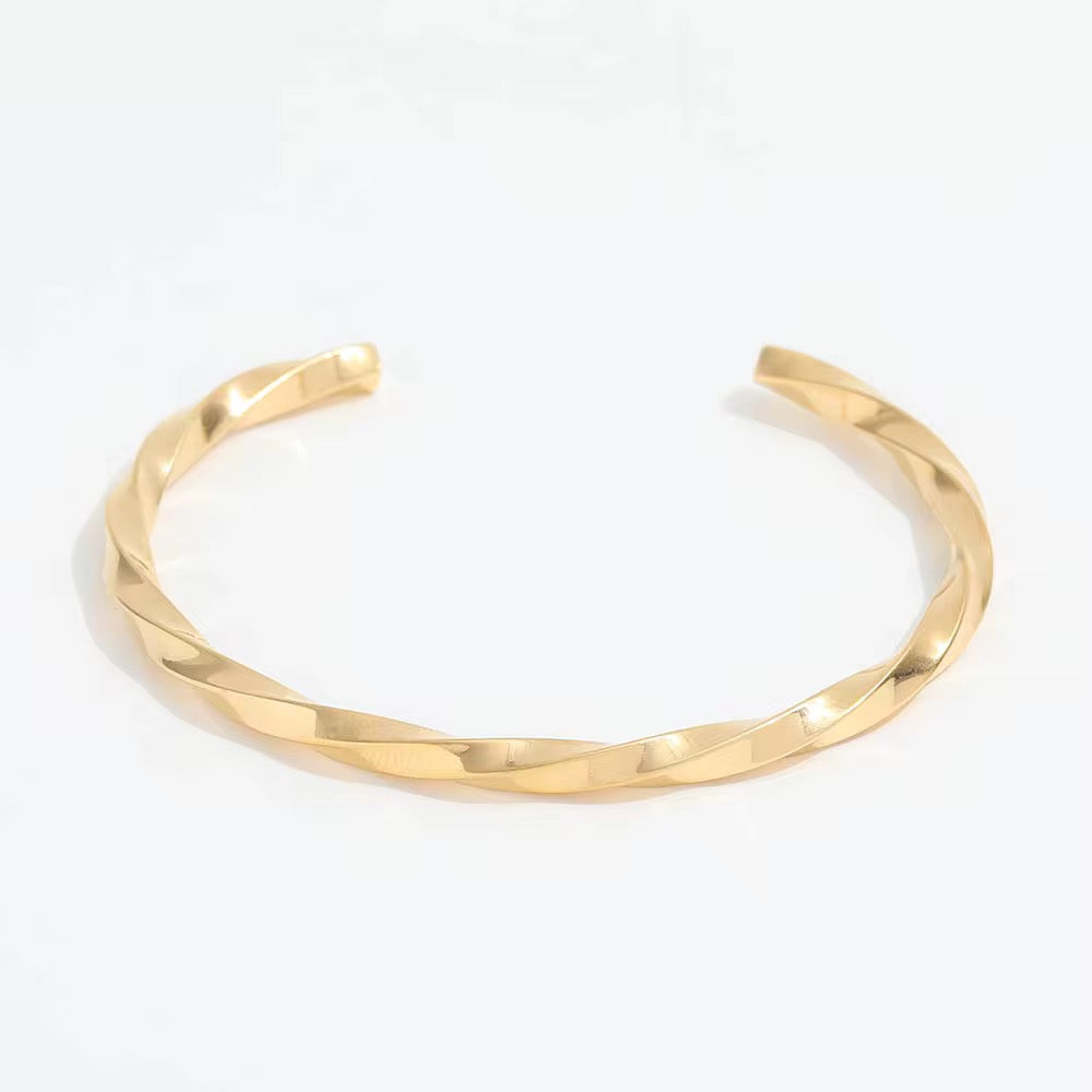 Naaya Cuff | 18K Gold Plated